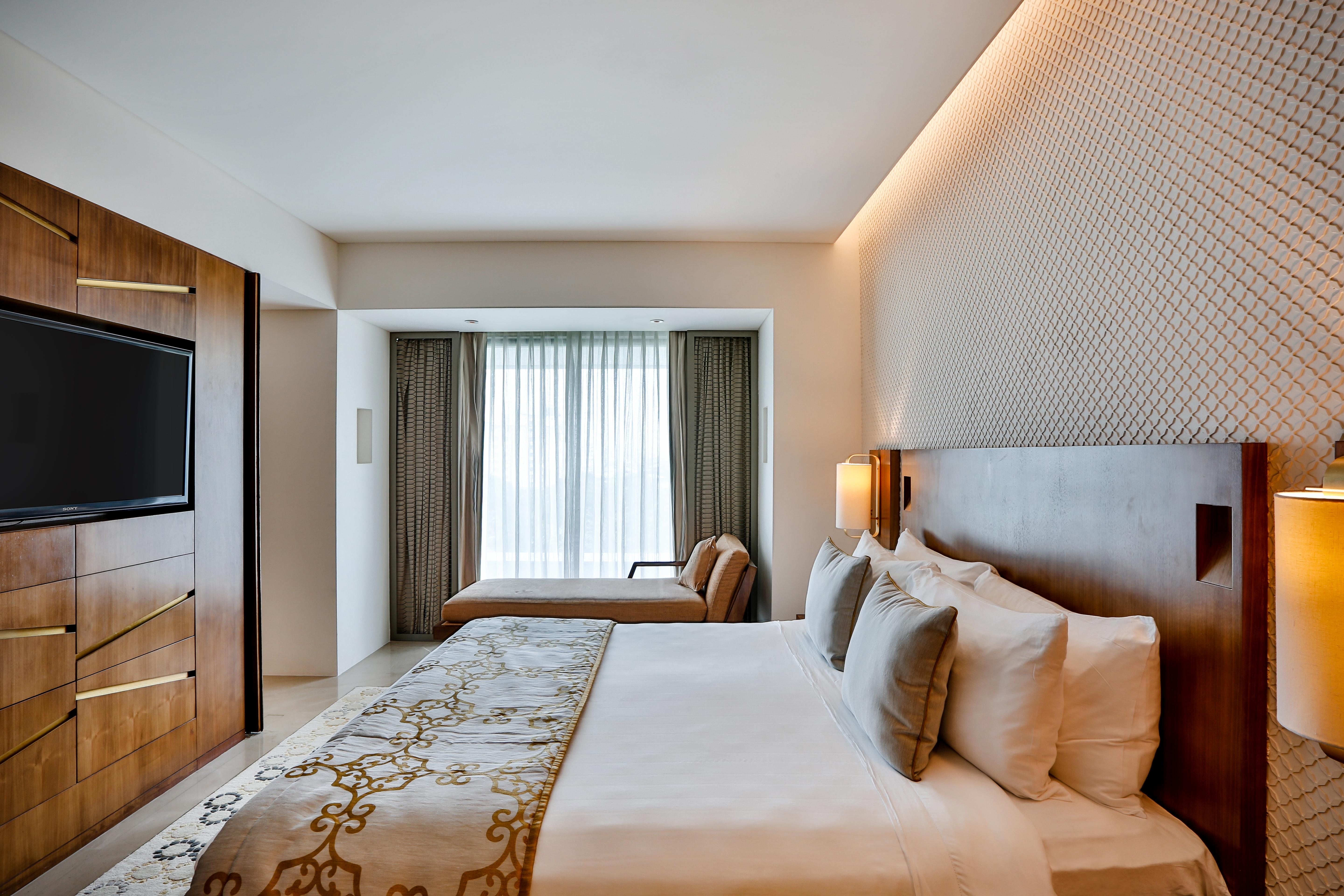 Hotel Crowne Plaza Adyar Park, An Ihg