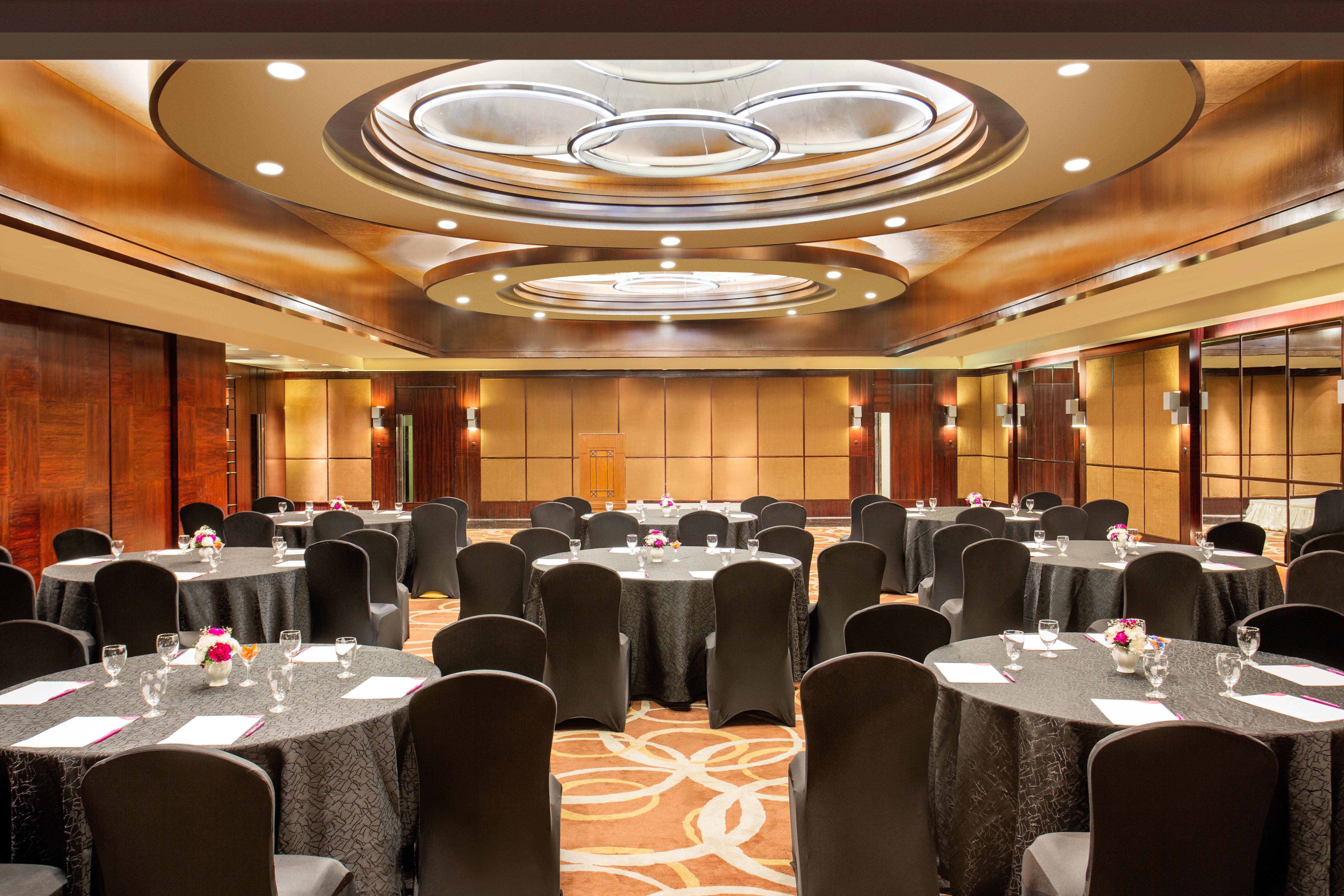 Hotel Crowne Plaza Adyar Park, An Ihg Chennai